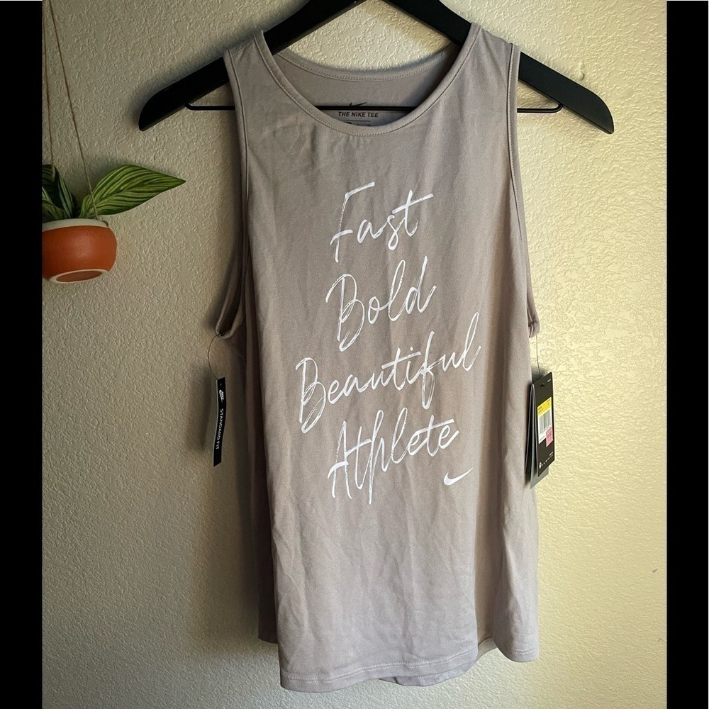 Nwt Nike tank small
